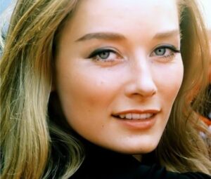 Tania Mallet